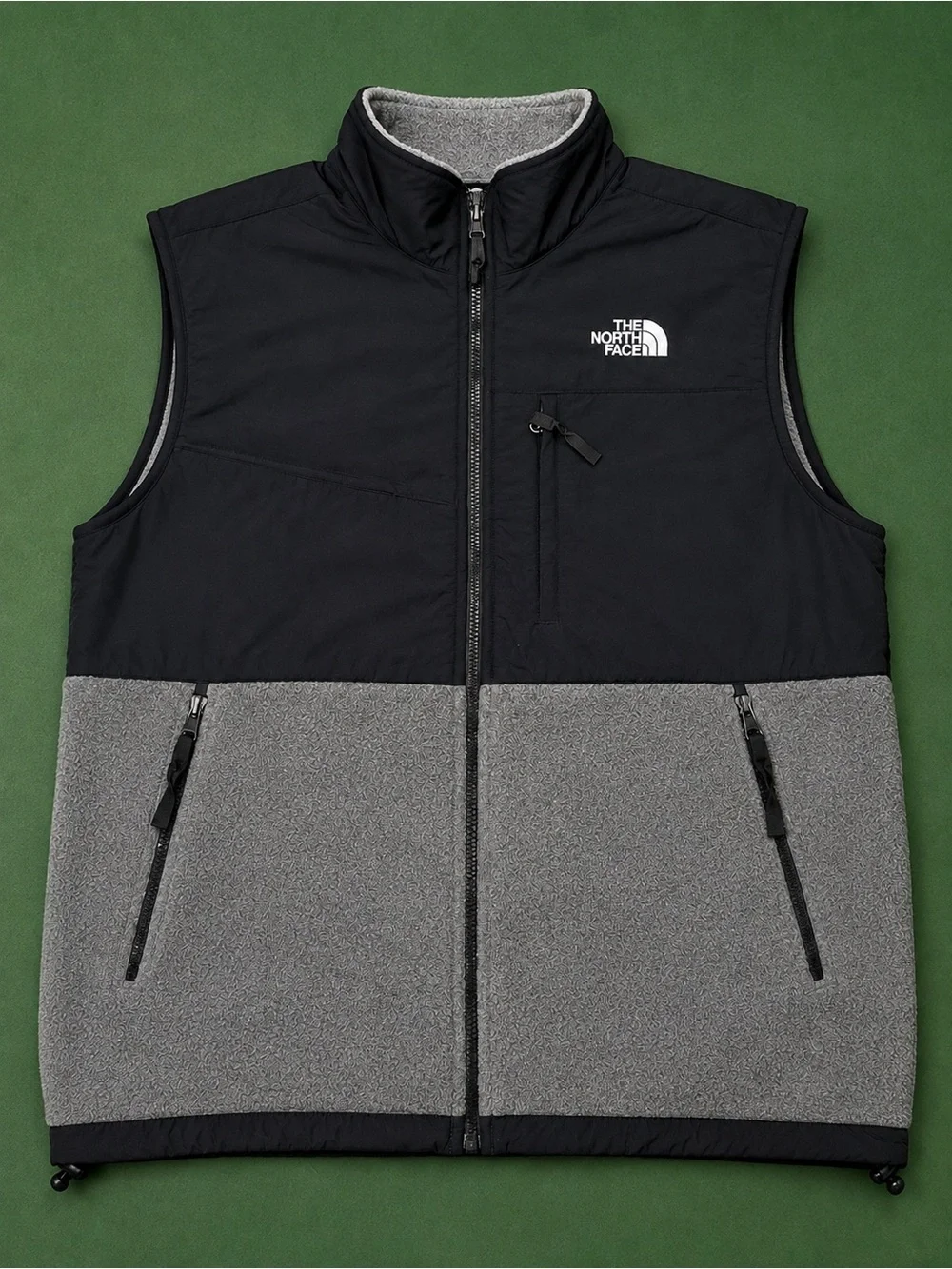 The North Face Black & Gray Men's Two-Tone Fleece Vest